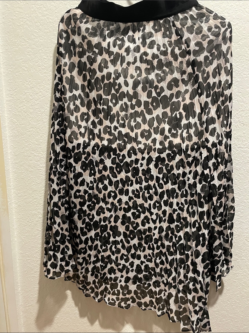 DKNY Black and White Leopard Print Pleated A-Line Skirt